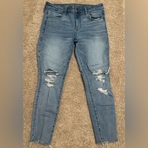 American Eagle Size 10 Short Jeggings Skinny Jeans Distressed Super Stretch